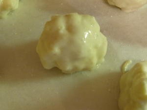 Cute little cauliflower floret waiting to be transformed into a delicious gluten free delight:)